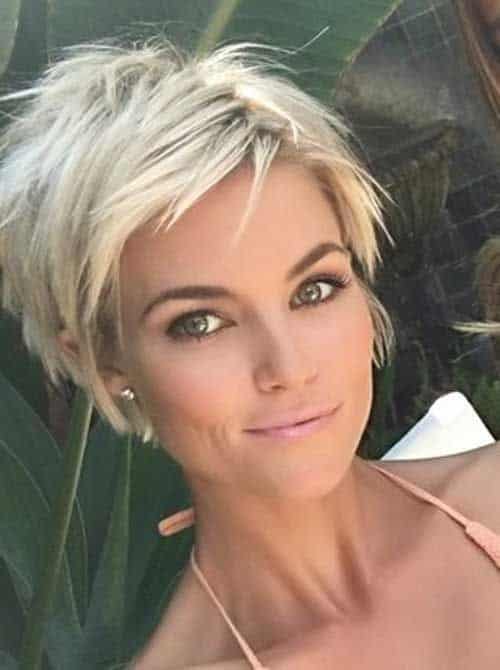 White Blonde Choppy Crop – layered short pixie haircut for women over 40