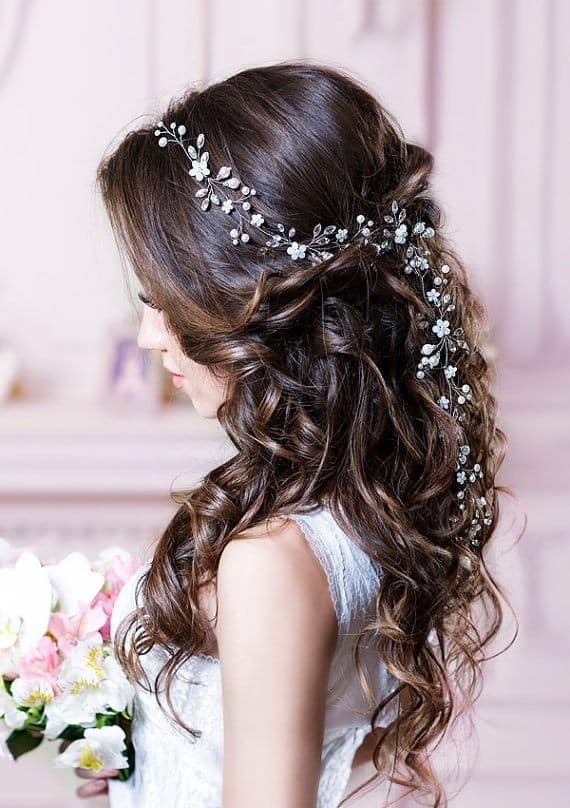 Pretty Bridal Hairstyle