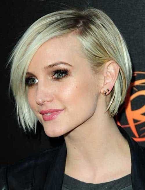 Chic Short Straight Haircut