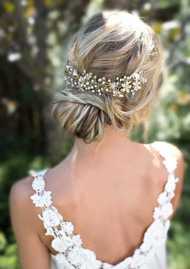 Pretty Bridal Hairstyle