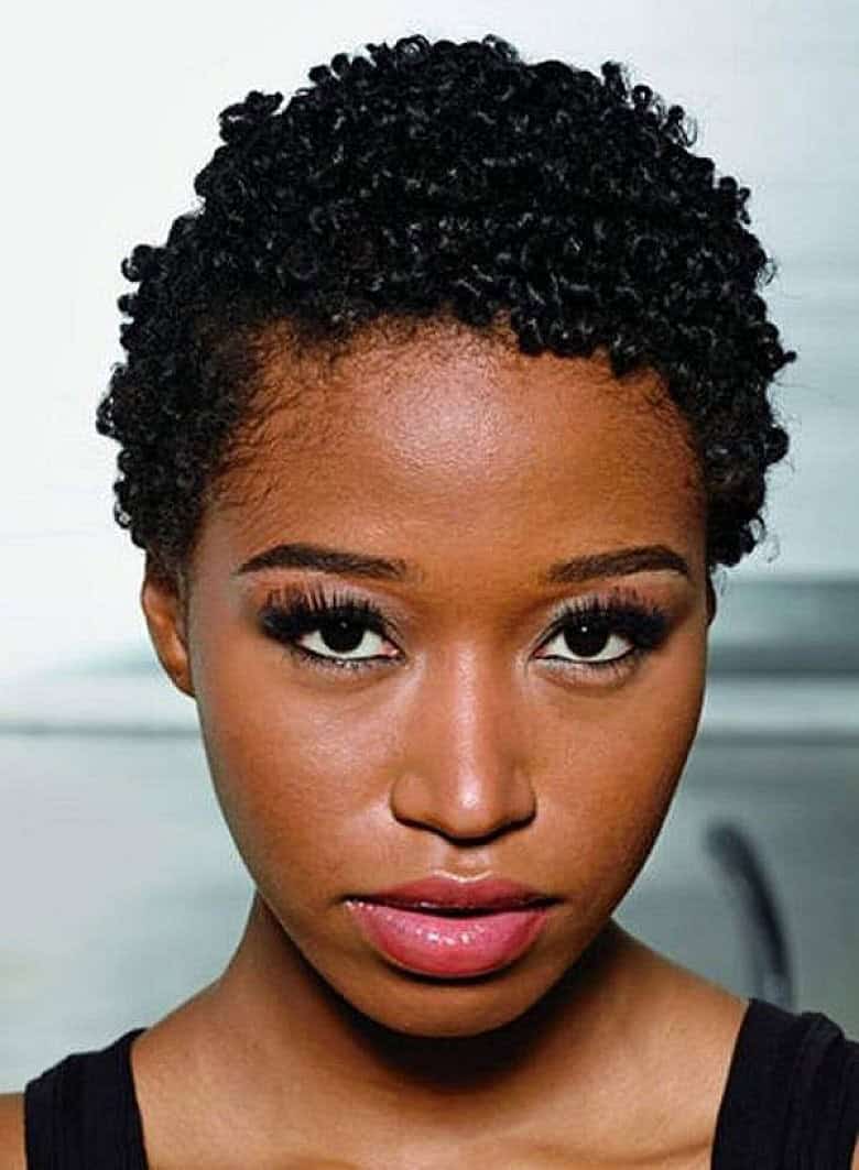 Cute and tight curls short hair