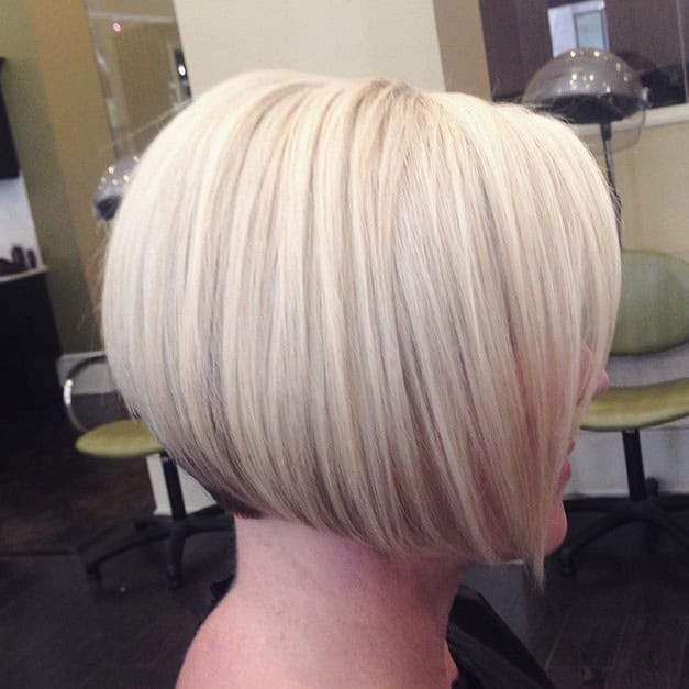 Smooth platinum graduated bob with dark brown “base”