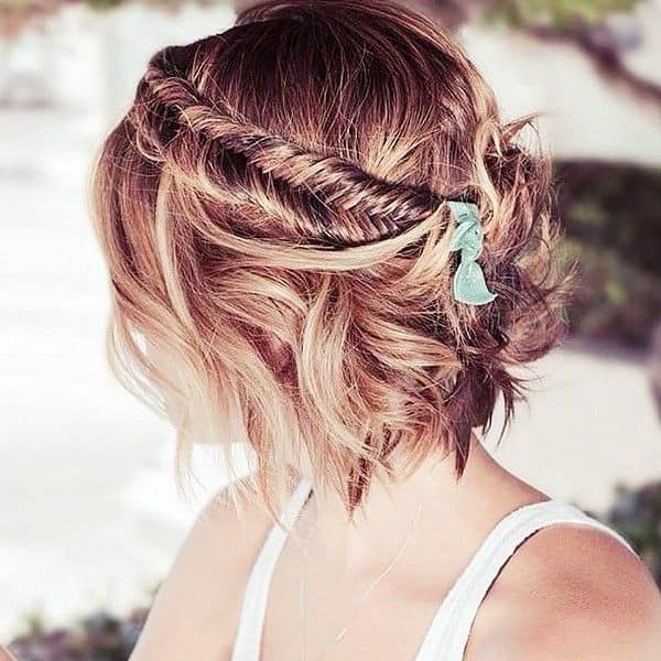 Pretty Fishtail Hairstyle for Short Hair