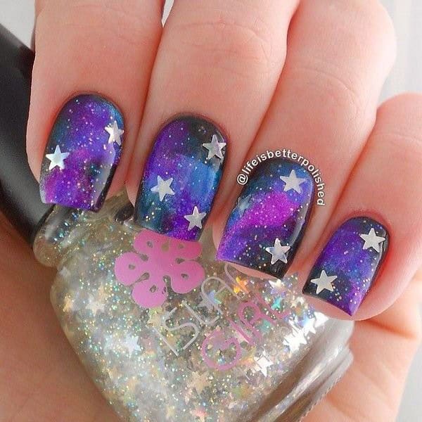 Fashionable Star Nail Design