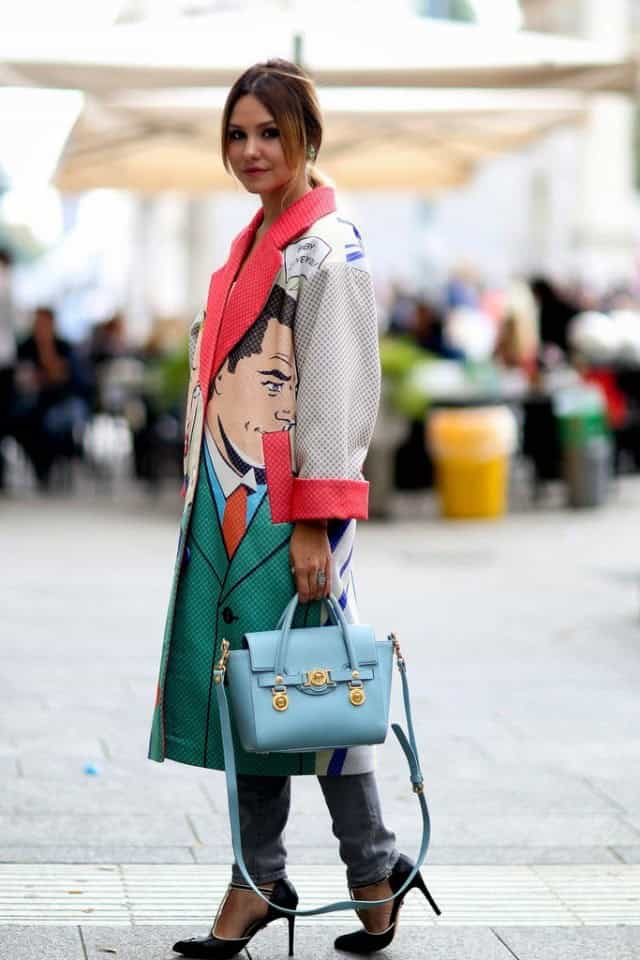 Interesting Printed Coat Outfit for Spring