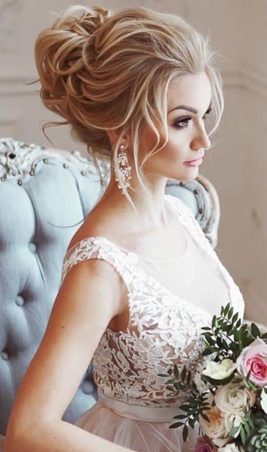 Chic Bridal Updo Hairstyle