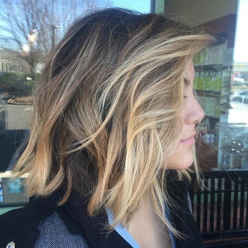 Messy Blonde Wavy Bob