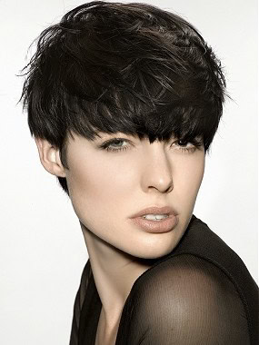 Short layered cut with bangs for thick hair