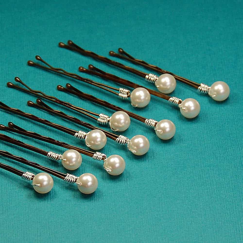 Pearl bobby pins