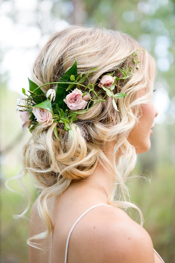 Pretty Bridal Hairstyle