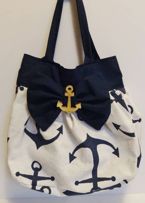 Anchors purse