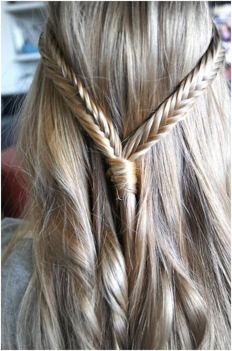 Thin fishtails with a small knot