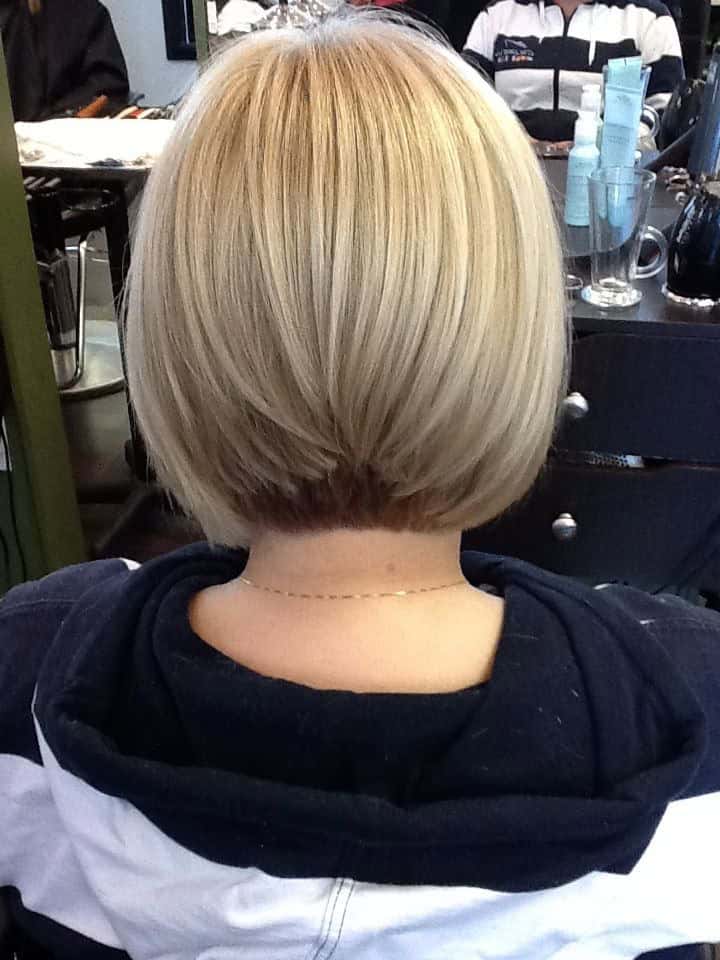 Straight graduated bob for thin hair