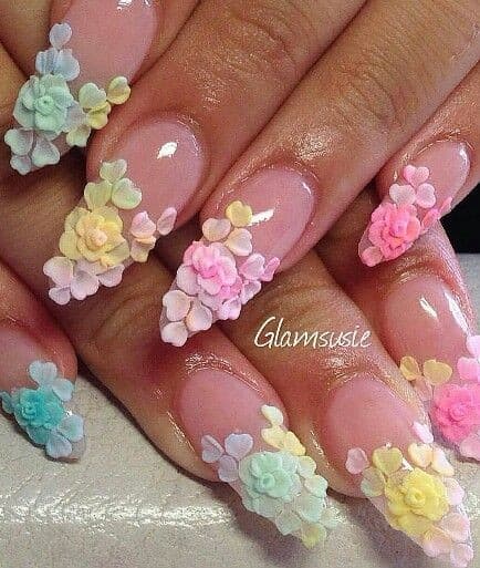 3D Vintage Floral Nail Design