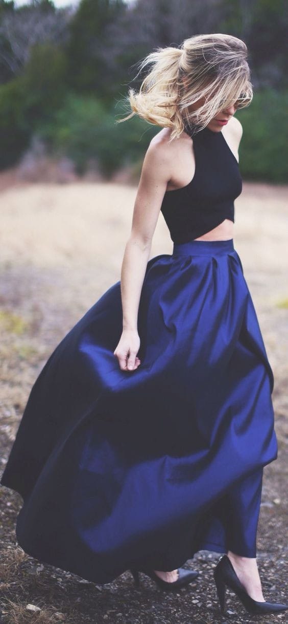 Fashionable Maxi Skirt Outfit Idea