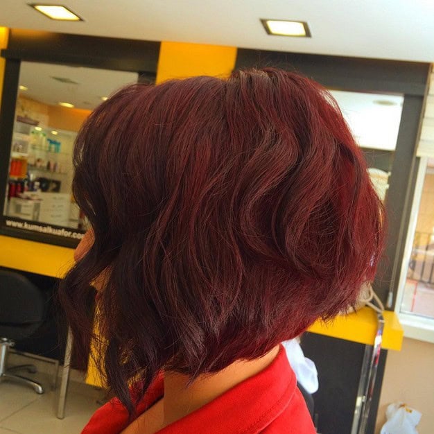 Red stacked bob with really loose waves