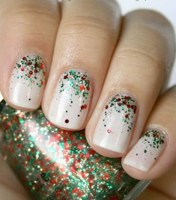 Simple Glitter Nail Design for Christmas