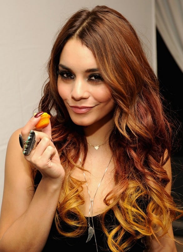 Vanessa Hudgens Long Ombre Hair – Long brown to light blond ombre hair