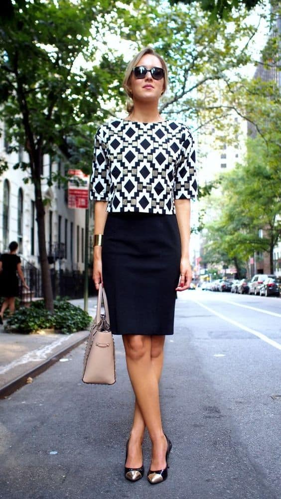 Chic Skirt Outfit for Work