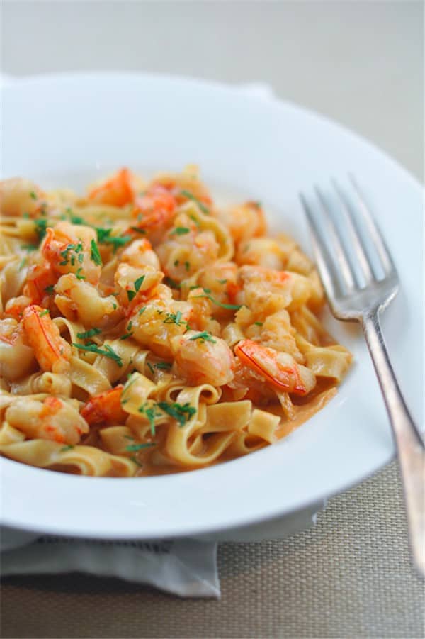 Delicious Shrimp Pasta with Creamy Bisque Sauce