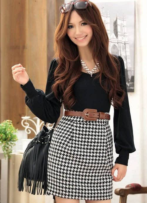 Houndstooth mini skirt