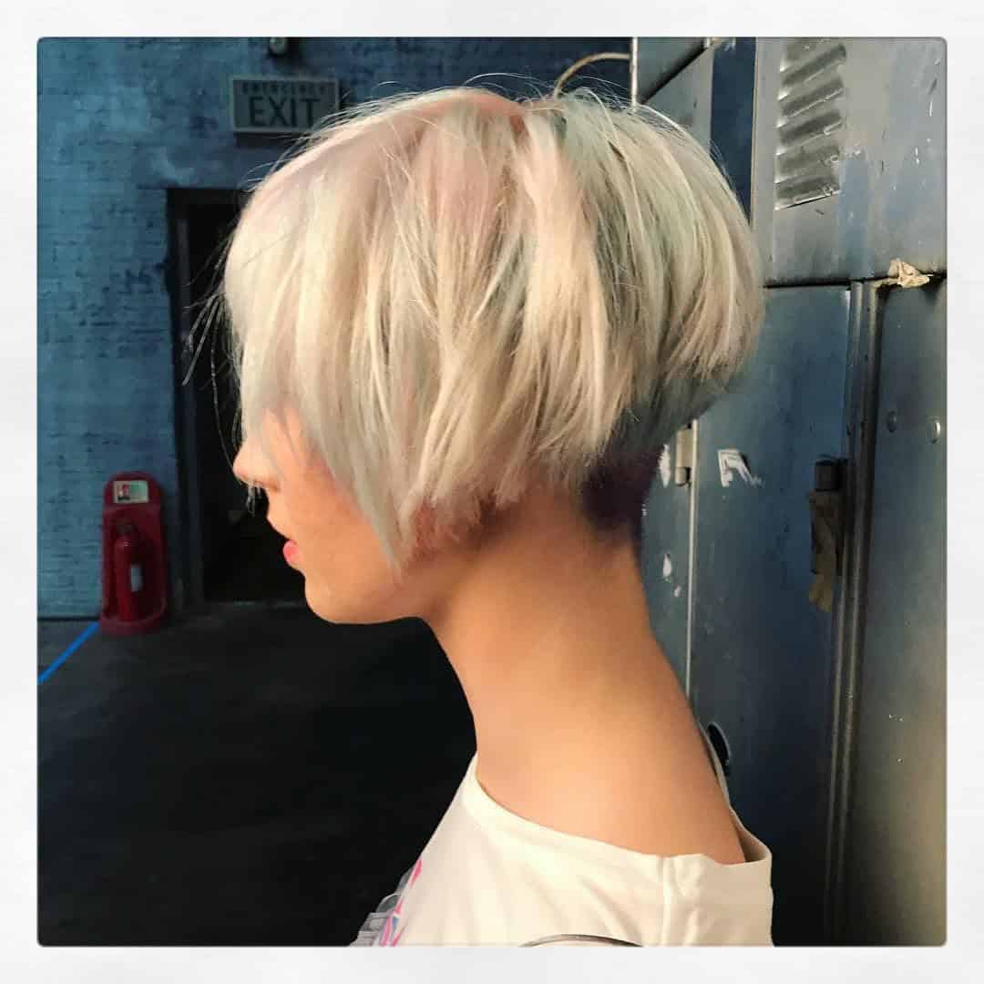 Ombre A-line short bob with longer front and side part