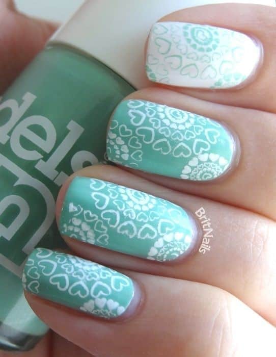 Fabulous Mint Nails for Summer