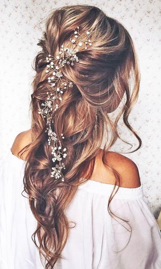 Romantic Wedding Hairstyle