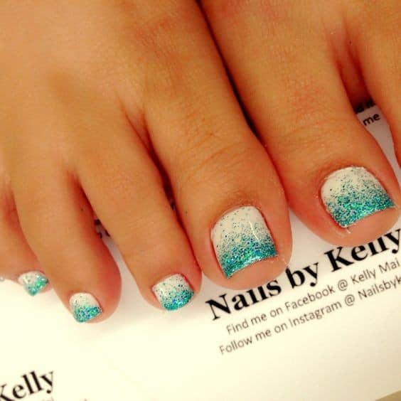 Simple Yet Stylish Pedicure Idea