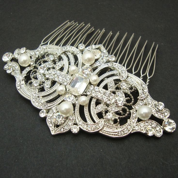 Vintage pearl and crystal comb