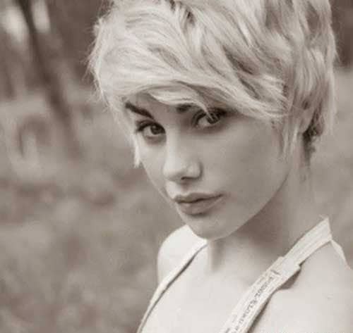 Classy Pixie Haircut for Women