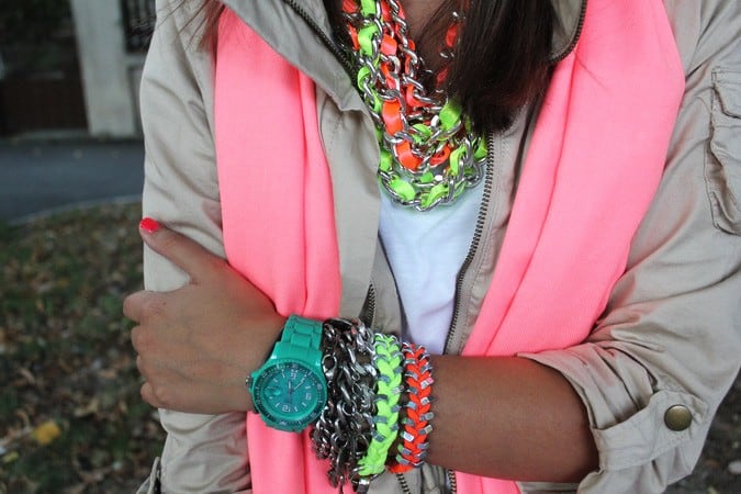 Neon scarf