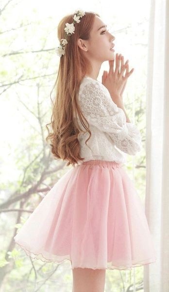 Lovely Tulle Skirt Outfit idea