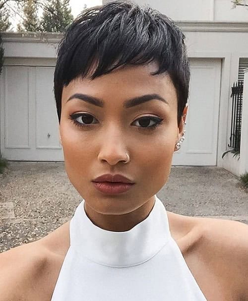 Sleek Bob with Graduated Fringe