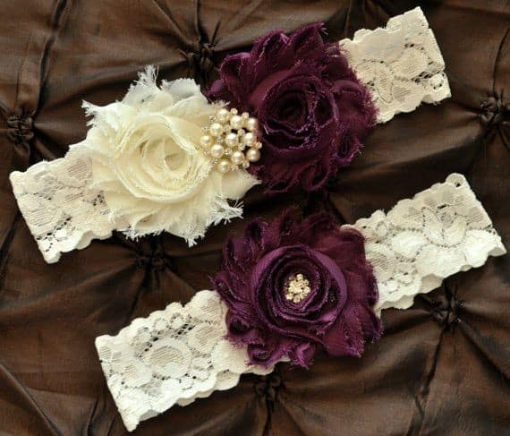 Plum garter