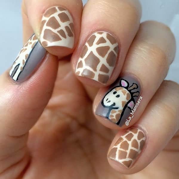 Giraffe Nail Design for Short Nails?