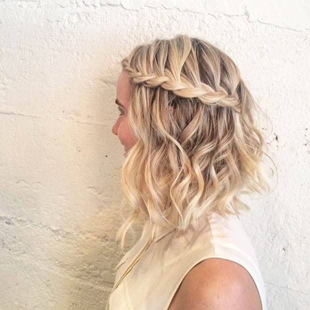 Wavy A-line lob with side braid for thin hair