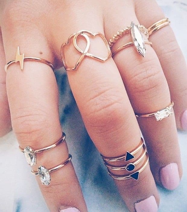 A midi-ring collection