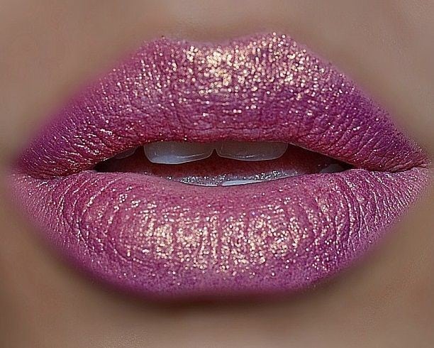 Glitter lip gloss/lipstick