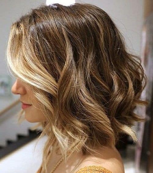 Daily Medium Hairstyle Ideas: Bouncy Bob with Blonde Fringe