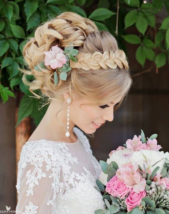 Beautiful Braided Updo Hairstyle for Wedding