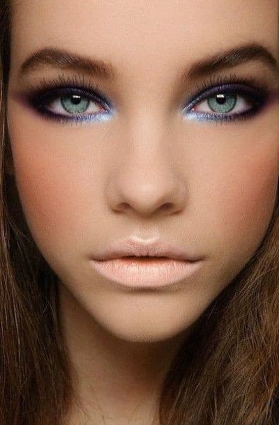 Blue eyeliner