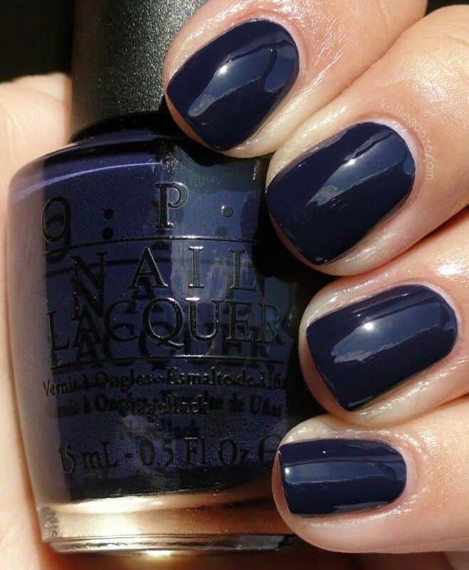 Dark blue nails