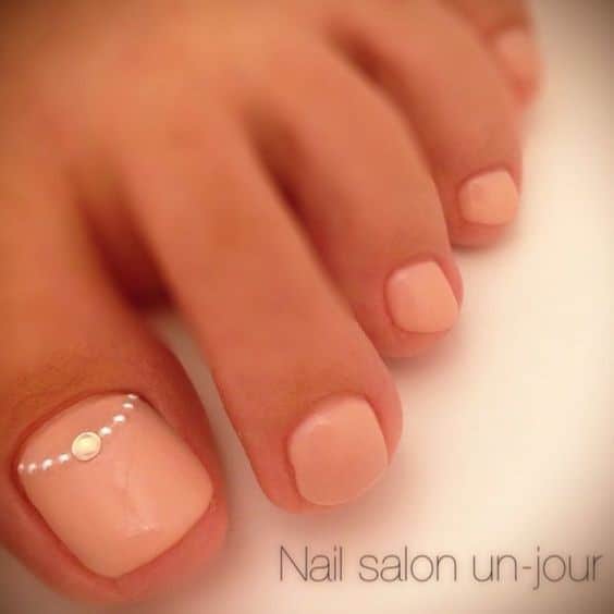 Peachy Perfect Nails