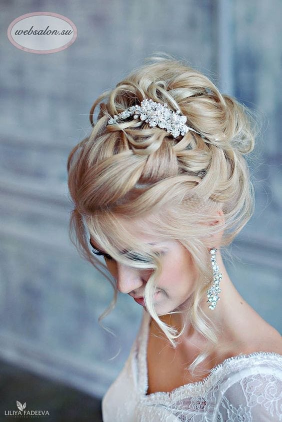 Stylish Wedding Updo Hairstyle