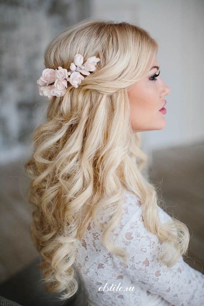 Pretty Bridal Hairstyle