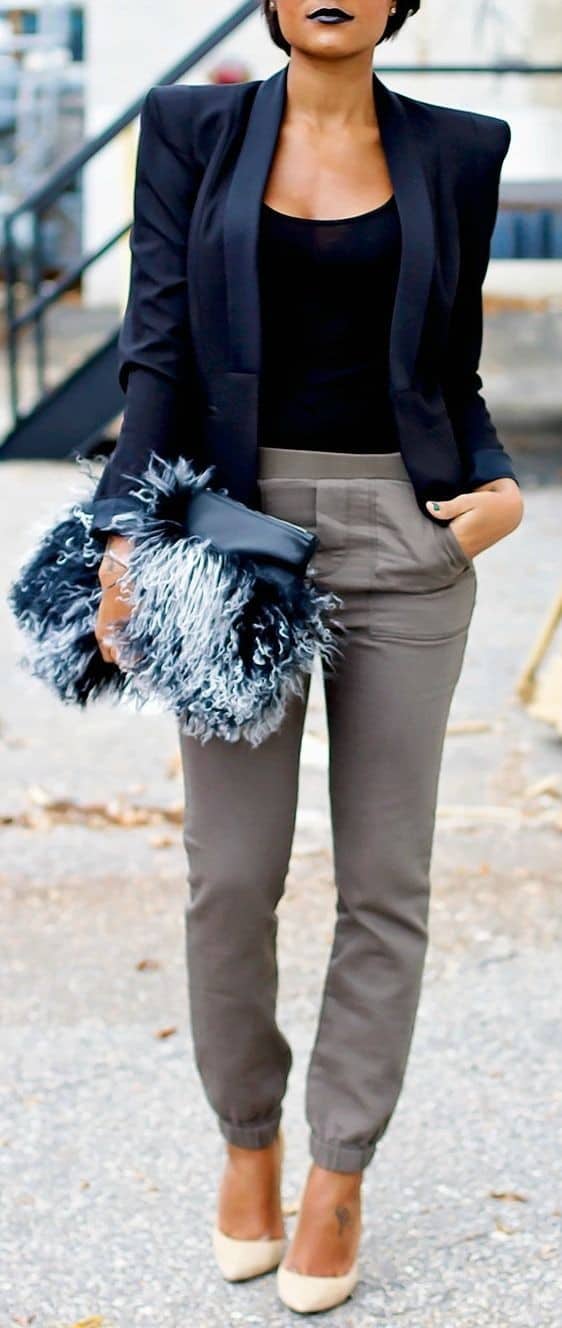 Feather clutch