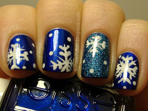 Chic Blue Flake Nails for Christmas