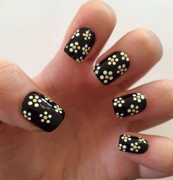 Lovely Floral Nail Design