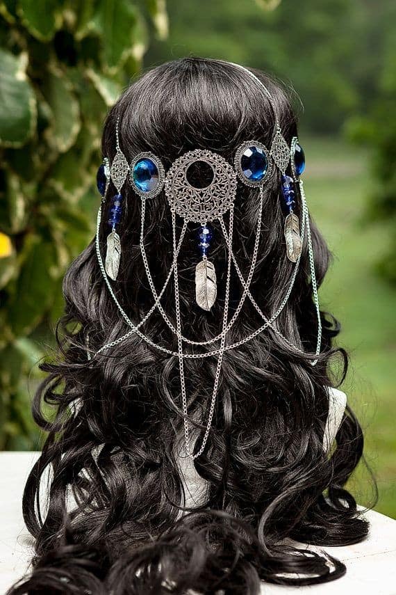 Dark blue head jewelry